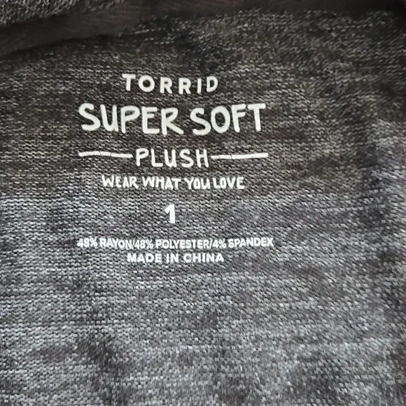 Torrid Super Soft Plush Cowl Neck Charcoal Gray Sweater Size 1X - Picture 2 of 8